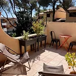 La Cigaliere Apartment *